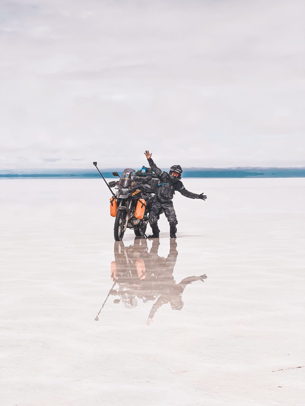 Moto no Salar de Uyuni